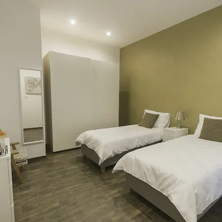 Apartment Staines *